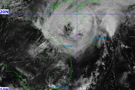 Bão số 12 suy yếu dần, Trung Trung Bộ mưa rất to, Bắc Bộ chuyển lạnh sâu