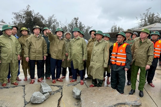 Huế: Không được lơ là, chủ quan khi ứng phó bão số 12