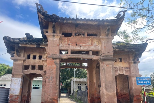 Chiều cuối thu bên di tích Tổng đốc Vi Văn Định