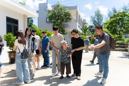 Nuôi dưỡng tình yêu cộng đồng từ trải nghiệm thực tế