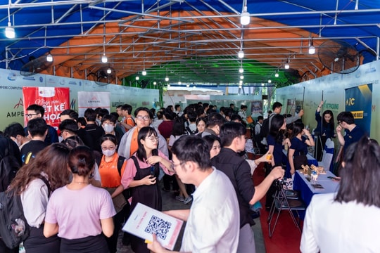 Việc làm thời vụ “lên ngôi” ở TP.HCM dịp cuối năm