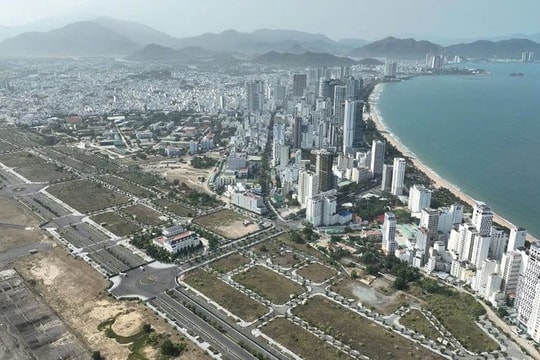 Truy tố dàn cựu lãnh đạo tỉnh Khánh Hòa trong vụ vi phạm quy định về quản lý đất tại sân bay Nha Trang