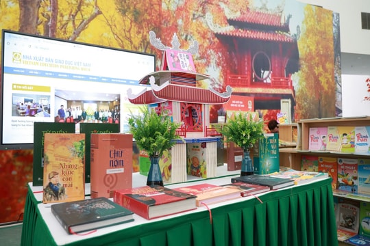 Điểm nhấn tri thức tại Hội chợ Mùa Thu 2025