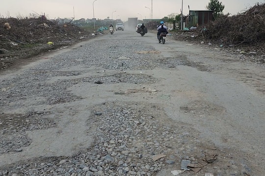 Nghệ An: Nhiều tuyến đường “nát như tương”