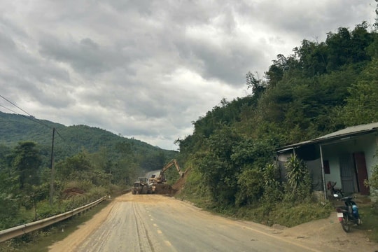 Thanh Hóa: Tiềm ẩn nguy cơ tai nạn do sạt lở trên các tuyến quốc lộ, tỉnh lộ