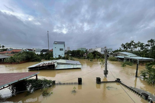 Đà Nẵng: Hơn 3.500 người được sơ tán khỏi vùng lũ