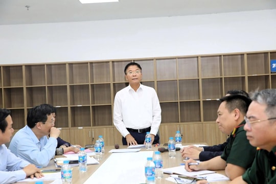 Phó Thủ tướng Lê Thành Long kiểm tra tiến độ dự án cơ sở 2 Bệnh viện Bạch Mai, Việt Đức