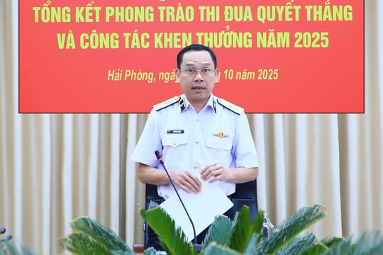 Cục Chính trị Hải quân tổng kết phong trào thi đua quyết thắng và khen thưởng