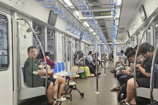 Metro TP.HCM ngừng bán vé giấy 5 nhà ga