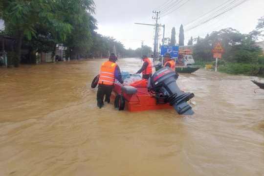 Đà Nẵng tập trung khắc phục thiệt hại do mưa lũ gây ra