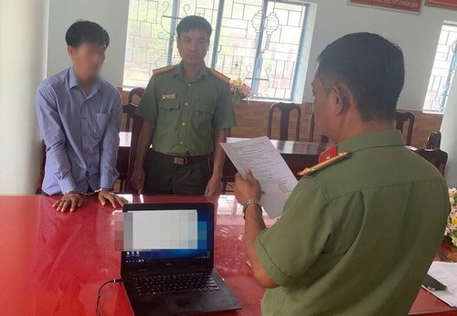 Tổ chức cho 9 người xuất cảnh trái phép sang Campuchia đánh bạc