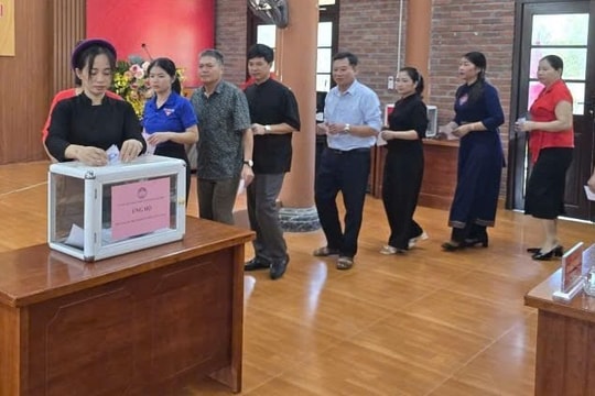 Quảng Ninh hỗ trợ 23 tỷ đồng giúp các tỉnh miền Trung khắc phục hậu quả mưa lũ