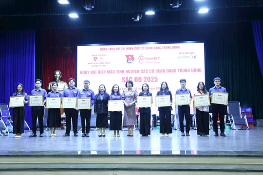 Ngày hội hiến máu tình nguyện các cơ quan Đảng Trung ương “Sắc đỏ 2025”