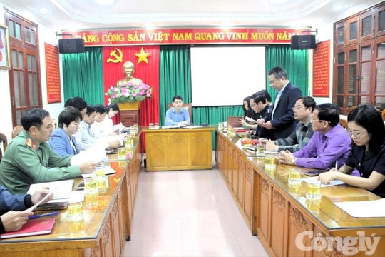 Ninh Bình tổ chức Hội nghị giao ban báo chí tháng 10