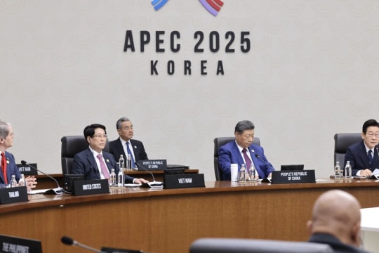 Chủ tịch nước Lương Cường dự phiên họp thứ 2 hội nghị các nhà lãnh đạo APEC