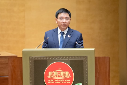 Đơn giản hóa thủ tục hành chính và đẩy mạnh phân cấp, phân quyền