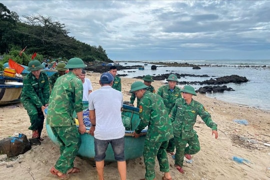 UBND tỉnh Quảng Ngãi thành lập 6 đoàn công tác ứng phó bão số 13