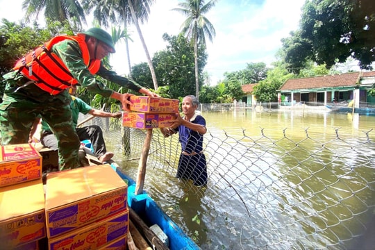 Hướng dẫn triển khai chính sách trợ giúp xã hội khẩn cấp cho người dân vùng lũ