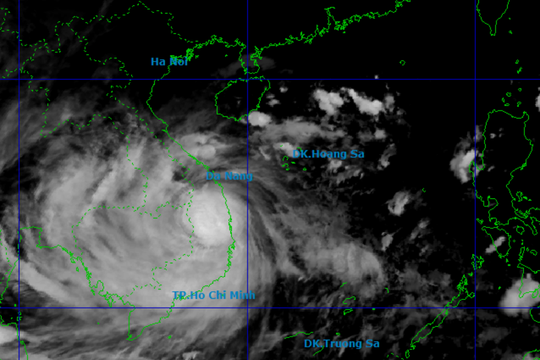 Bão số 13 đổ bộ Gia Lai – Đắk Lắk, gió giật cấp 15, mưa lớn diện rộng từ Huế đến Lâm Đồng