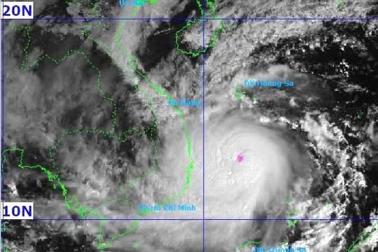 Thủ tướng yêu cầu hoàn thành sơ tán dân cư tại khu vực có nguy cơ sạt lở, lũ quét trước 15h hôm nay