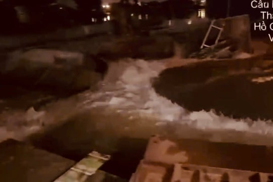 TP.HCM: Vỡ đê bao cầu Ba Thôn 2