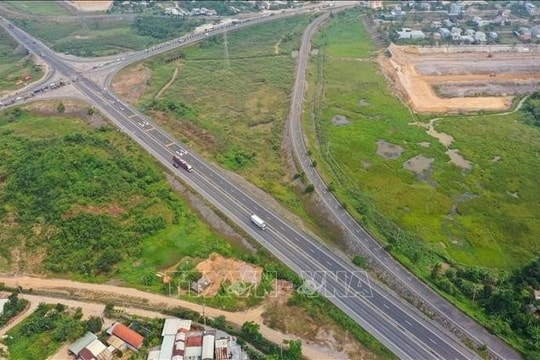Thông tuyến cao tốc Đà Nẵng - Quảng Ngãi