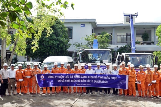 EVNCPC huy động hơn 1.300 nhân lực khẩn trương khôi phục cấp điện sau bão số 13