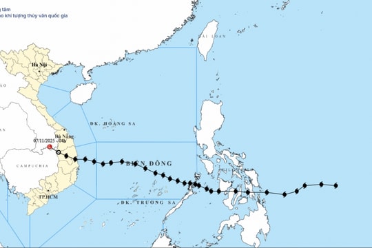 Bão số 13 suy yếu thành áp thấp nhiệt đới