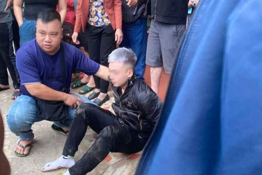 Nam thanh niên cướp tiệm vàng tại Thái Nguyên bị người dân khống chế