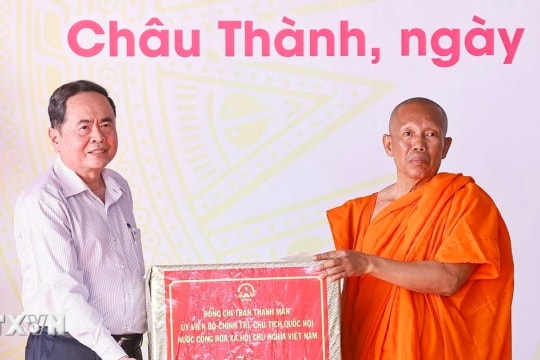 Chủ tịch Quốc hội: Thành phố Cần Thơ cần đảm bảo chất lượng giảm nghèo đồng đều