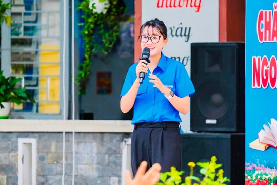 TAND khu vực 16 - TP.HCM đưa pháp luật vào học đường: Gieo niềm tin công lý từ những bài học đầu đời