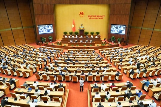 Ngày 12/11, Quốc hội thảo luận ở hội trường về 4 dự án luật