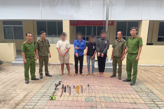 Bắt nhóm thanh thiếu niên mang dao tự chế, ná bắn đạn bi giải quyết mâu thuẫn