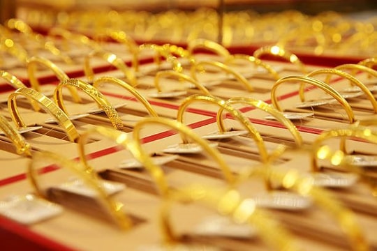 Giá vàng hôm nay 13/11: Chênh lệch mua - bán ở mức cao