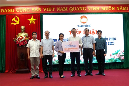 Sau mưa lũ, Huế nhận hơn 103 tỷ đồng nghĩa tình từ khắp nơi