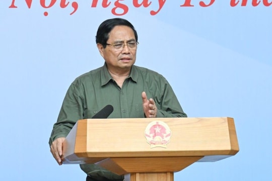 Thủ tướng chỉ đạo khắc phục hậu quả thiên tai, bão lũ ở miền Trung