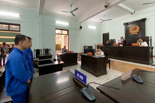 44 năm tù cho 6 bị cáo tổ chức sử dụng, mua bán ma túy trong quán bar