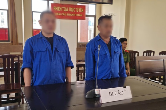 Đưa tàu sang nước ngoài khai thác hải sản, 2 cha con lĩnh án