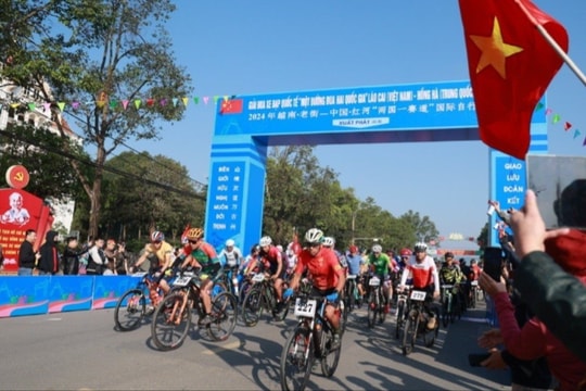 Giải đua xe đạp "Một đường đua hai quốc gia" - biểu tượng hữu nghị Việt Nam - Trung Quốc