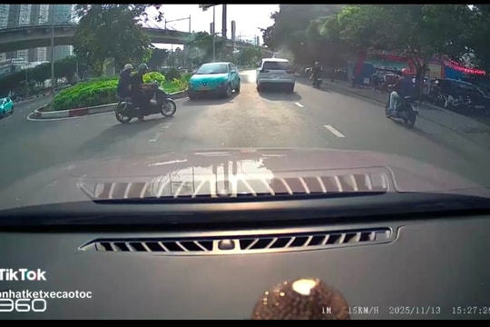 Đi ngược chiều, tài xế taxi công nghệ bị phạt 19 triệu đồng