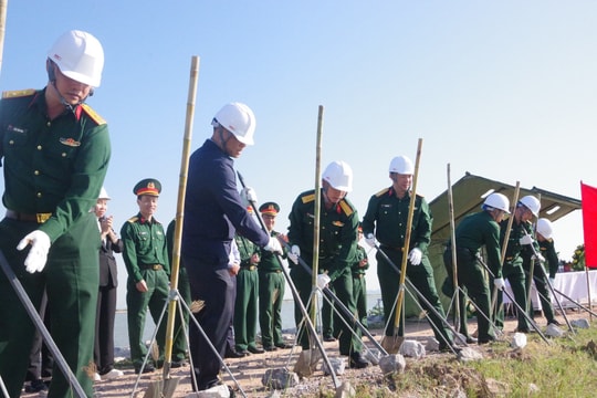 Bộ CHQS Hải Phòng động thổ dự án doanh trại và bến neo đậu cho Hải đội Dân quân