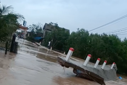 Thủ tướng: Đặt nhiệm vụ bảo đảm an toàn tính mạng cho Nhân dân lên trên hết, trước hết