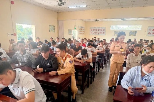 CSGT TP.HCM nói về ứng dụng VNeTraffic