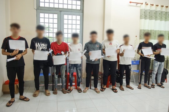 Nhóm thanh, thiếu niên dàn cảnh cướp do mâu thuẫn tình cảm