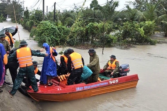 Khẩn trương ứng phó lũ lớn tại Đắk Lắk, Gia Lai và Khánh Hòa