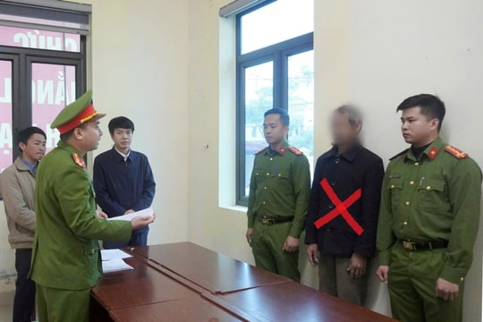 Bắt tạm giam đối tượng đâm người gây thương tích