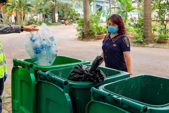 Hà Nội: Phân cấp công tác vệ sinh môi trường về UBND các phường, xã