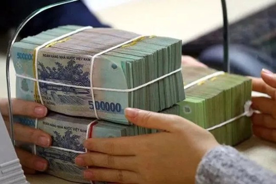 Tín dụng tiêu dùng bứt tốc vào cuối năm