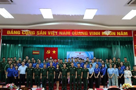 Sôi nổi các hoạt động hưởng ứng Ngày Pháp luật Việt Nam