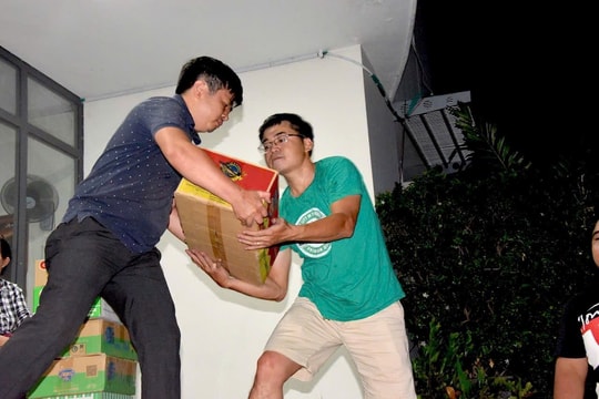 Báo Công lý đồng hành cùng người dân miền Trung